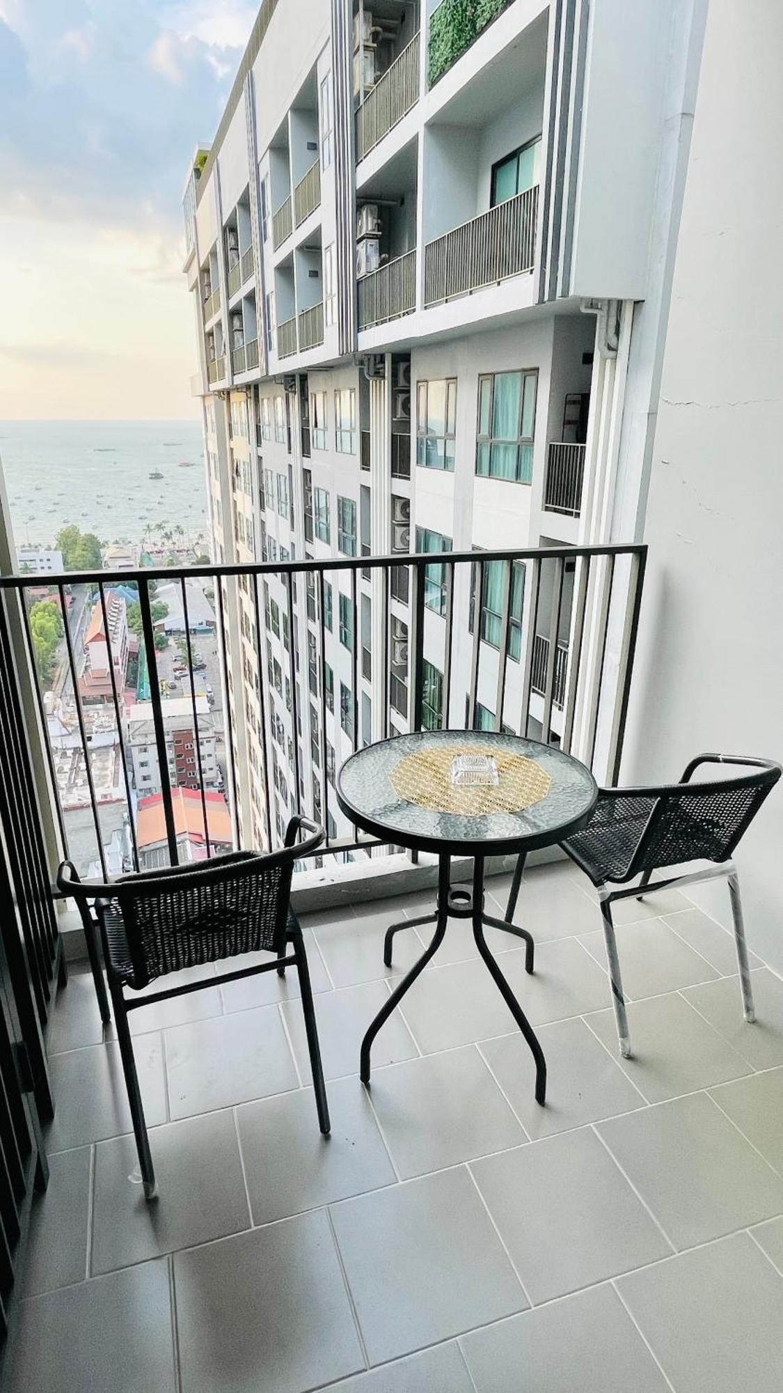 The Base Condo 2 Bed 2 Bath By Pupu Pattaya Extérieur photo